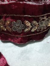 Load image into Gallery viewer, Mariab Duppta / Shawl Raw Silk