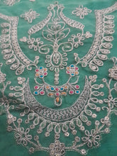 Load image into Gallery viewer, Mariab Neckline