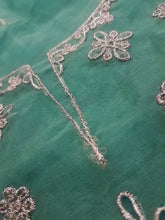 Load image into Gallery viewer, Mariab Neckline