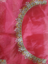 Load image into Gallery viewer, Mariab Neckline & Patch Set