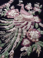 Load image into Gallery viewer, LimeLight Neckline Velvet