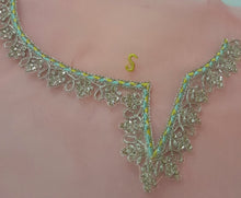 Load image into Gallery viewer, Mariab Neckline & Patch Set