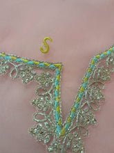 Load image into Gallery viewer, Mariab Neckline & Patch Set