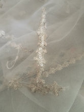 Load image into Gallery viewer, Eman Adeel Duppta