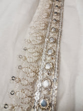 Load image into Gallery viewer, Mariab Neckline & Patch Set