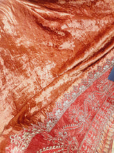 Load image into Gallery viewer, Mariab Shawl Velvet Ready to wear