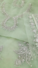 Load image into Gallery viewer, Mariab Neckline & bunches Patch Set