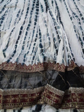 Load image into Gallery viewer, Mariab Frock Pret / Ready To Wear