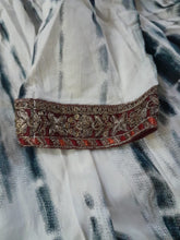 Load image into Gallery viewer, Mariab Frock Pret / Ready To Wear