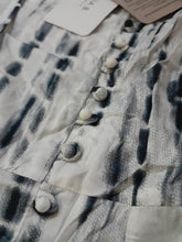 Load image into Gallery viewer, Mariab Frock Pret / Ready To Wear