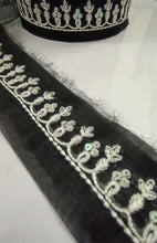 Load image into Gallery viewer, Mariab Neckline, Patch & Duppta Patti Set