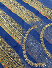 Load image into Gallery viewer, Mariab Neckline thin