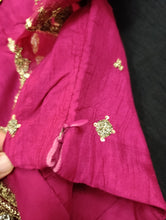 Load image into Gallery viewer, Mariab Choli Adda Work