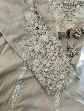 Load image into Gallery viewer, Mariab Frock Ready to Wear