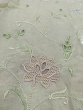 Load image into Gallery viewer, Mariab Fabric Luxe Lawn Embroidered