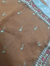 Load image into Gallery viewer, Mariab Duppta Ready to wear