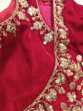 Load image into Gallery viewer, Mariab Frock Velvet Ready to wear