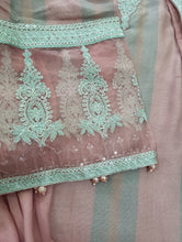 Load image into Gallery viewer, Mariab 3-Piece ready to wear Wool