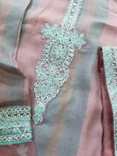 Load image into Gallery viewer, Mariab 3-Piece ready to wear Wool