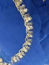 Load image into Gallery viewer, Mariab Neckline thin