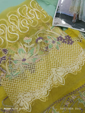 Load image into Gallery viewer, Binilyas 3-Piece Luxuary Lawn