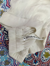 Load image into Gallery viewer, Khat e Poesh 2-Piece Ready to wear