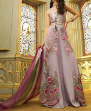 Load image into Gallery viewer, Saira Rizwan Back Fabric