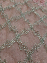 Load image into Gallery viewer, Warda Front