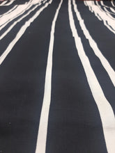 Load image into Gallery viewer, Mariab Fabric.