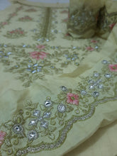 Load image into Gallery viewer, Mariab Neckine & Patch Set