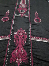 Load image into Gallery viewer, Mariab Front & Sleeves