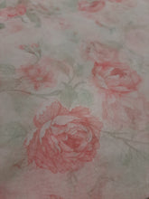 Load image into Gallery viewer, Mariab Fabric
