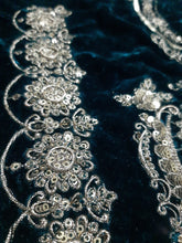 Load image into Gallery viewer, Mariab Chester