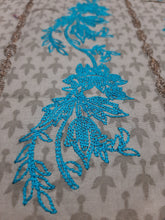 Load image into Gallery viewer, Warda Front