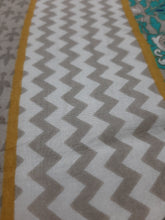 Load image into Gallery viewer, Warda Front