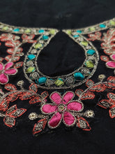 Load image into Gallery viewer, Mariab Neckline Hyderabadi