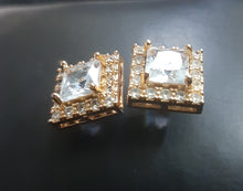 Load image into Gallery viewer, Gold Plated Tops / Studds