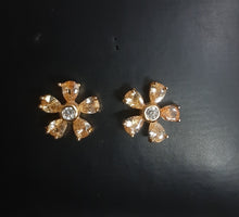 Load image into Gallery viewer, Gold Plated Tops / Studds