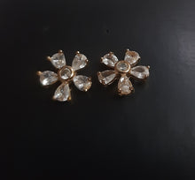 Load image into Gallery viewer, Gold Plated Tops / Studds