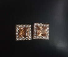 Load image into Gallery viewer, Gold Plated Tops / Studds