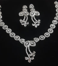 Load image into Gallery viewer, Gold Plated Necklace / Set