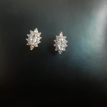 Load image into Gallery viewer, Gold Plated Tops / Studds