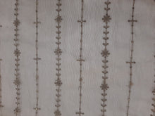 Load image into Gallery viewer, Mariab Duppta Fabric