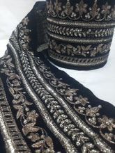 Load image into Gallery viewer, Mariab Patch velvet