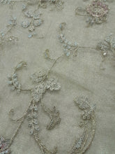 Load image into Gallery viewer, Mariab Duppta Fabric