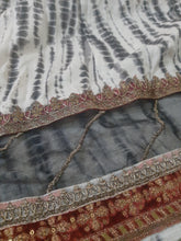 Load image into Gallery viewer, Mariab Frock Pret / Ready To Wear