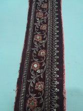 Load image into Gallery viewer, Mariab Patch Velvet
