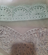 Load image into Gallery viewer, Mariab Patch Set Pearl &amp; Cut Work
