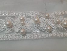 Load image into Gallery viewer, Mariab Patch Set Pearl &amp; Cut Work
