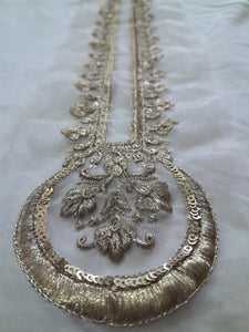 Mariab Neckline